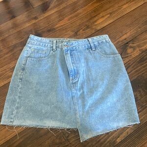 Off centered jean skirt